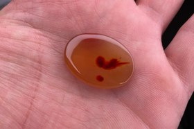 تصویر عقیق یمن عسلی لکه خون کد ۲۷۸ 