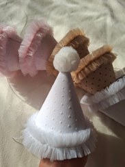 تصویر کلاه تولد کد ۳۰۶۷ - کرم 