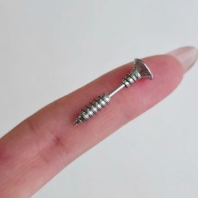 تصویر پیرسینگ گوش پیچ 