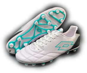 تصویر کفش فوتبال لوتو سفید طرح اصلی 