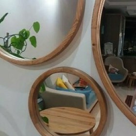 تصویر قاب آینه چوبی گرد 