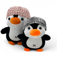 تصویر عروسک پنگوئن کلاه دار 