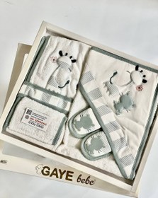 تصویر سرویس حوله 4 تکه گایه ببه Gaye Bebe طرح زرافه سبز 