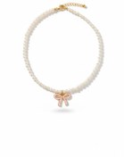 تصویر گردنبند دخترانه مروارید ریز با آویز پاپیون 