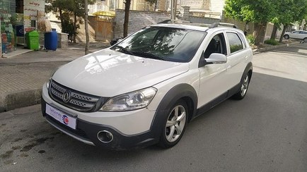 تصویر دانگ فنگ H30 cross مدل 1396 ا اتوماتیک اتوماتیک