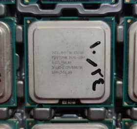 تصویر پردازنده مرکزی اینتل سری Pentium مدل E5300 ( استوک) Intel Pentium Processor E5300