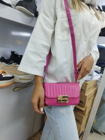 تصویر کیف پاسپورتی - سرخابی 