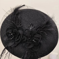 تصویر کلاه مجلسی آیدا مدل کریستال 