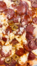 تصویر پیتزا چوریتسو دودی (یک نفره) 