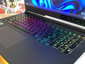 تصویر لپتاپ گیمینگ نسل 10 مدل ASUS ROG G712L (ارتقا یافته) 