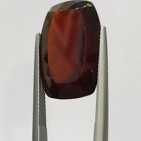 تصویر نگین گارنت گومت 15*22 میلیمتری تراش امرالد 