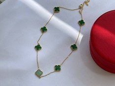 تصویر گردنبند ونکلیف استیل رنگ سبز 