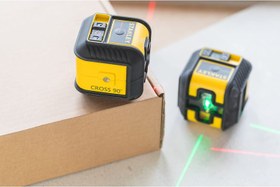 تصویر لیزر مدل Stanley Cross 90 Cross Line Green Beam Laser Level - ارسال 20 روز کاری 