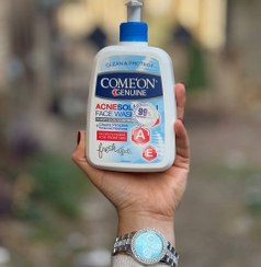 تصویر ژل شستشو مناسب پوست های دارای جوش کامان پاکسازی پوست از آلودگی ،چربی،ناخالصی و مواد آرایشی،نرم کننده و رطوبت رسان پوست، کمک به جلوگیری از ایجاد جوش