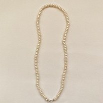 تصویر گردنبند مروارید پرورشی باروک سفید ۴ میلیمتر White baroque pearl necklace