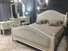 تصویر سرویس خواب اَذین چوب و MDF درجه‌یک همراه میز آرایش و پاتختی | قابل تغییر رنگ 