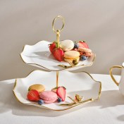 تصویر شیرینی خوری دو طبقه کاراجا سری موگه آنلی پروانه طلایی 