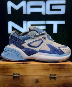 تصویر کتونی AMIRI سفید آبی 