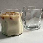 تصویر لیوان دفرمه سایز 2 جهان بلور 