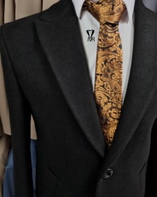 تصویر نیم پالتو مشکی 