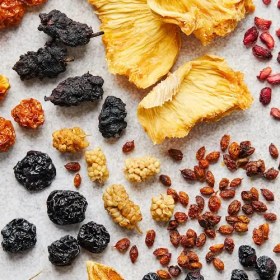 تصویر توت خشک وکیوم 500 گرم 