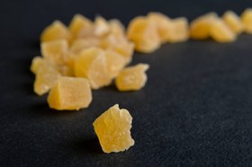 تصویر آناناس زرد حبه ای 