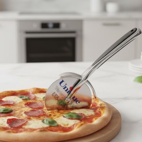 تصویر پیتزا بر یونیک کد 3325 