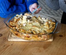 تصویر تابه مرغ بیضی پیرکس کد 410B لومینارک 