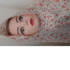 تصویر مقنعه نمازی ساده و چانه‌دار Simple prayer vail