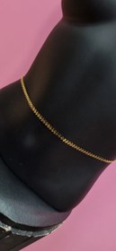 تصویر زنجیر بدن استیل دور کمر گندمی 