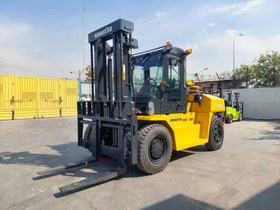 تصویر لیفتراک کوماتسو ۱۰ تن 