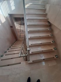 تصویر ترمز پله الیافی شب نما stop staire