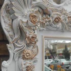 تصویر آیینه و کنسول چوبی سفید گل طلایی(125در75) 