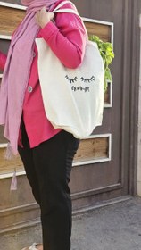 تصویر کیف نخی - طرحدار بزرگ 