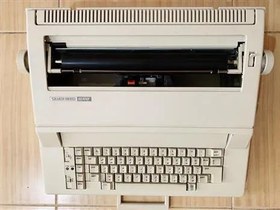 تصویر ماشین تایپ حرفه ایSELVER REED ساخت ژاپن 