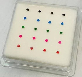 تصویر پیرسینگ بینی قلب رنگی 