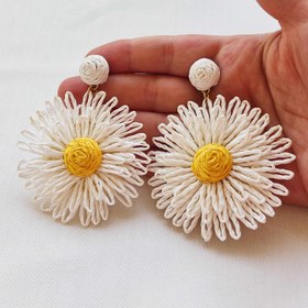 تصویر گوشواره گل داوودی حصیری 