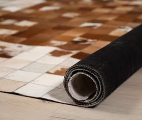 تصویر فرش پوست گاو Patchworkcowhide