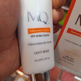 تصویر کرم ضدافتاب MQ ام کیو بایو تاچ SPF50 لایت بژ،بژ روشن 55 میل.پوست لک دار 