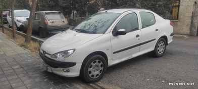 تصویر پژو 206 صندوقدار مدل 1400 ا V8 V8