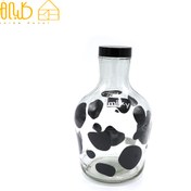 تصویر بطری نوشیدنی زیبا ارس طرحدار 