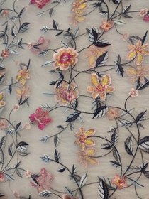 تصویر پارچه تور گلدوزی طرح بابونه 