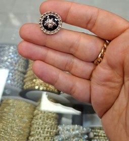 تصویر دکمه طرح فلز گوچی - سایز 1 