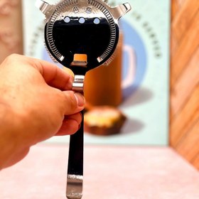 تصویر استرینر باریستا اسپیس 