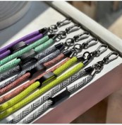 تصویر بند آویز گردنی کنفی گوشی موبایل طول ۱۲۰ سانتی متر 