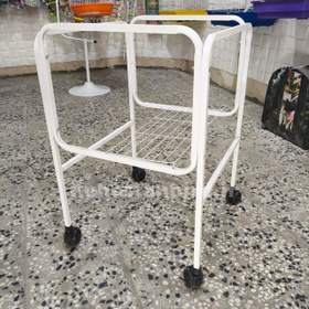 تصویر چهارپایه ۱۰۳۳ و ۱۰۳۲ سفید 