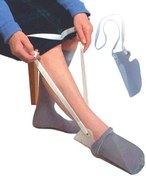 تصویر کمک جوراب پوش سالمندان 