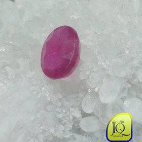 تصویر نگین یاقوت سرخ 