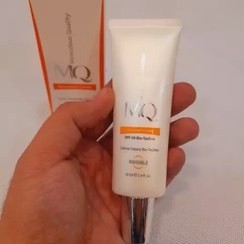 تصویر کرم ضدافتاب MQ ام کیو بایوتاچ SPF50 اینویزیبل بی رنگ 55 میل پوست لک دار 