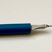 تصویر قلم فلزی حرفه ای دو تیکه استیل ضد زنگ خوشنویسی و کالیگرافی 